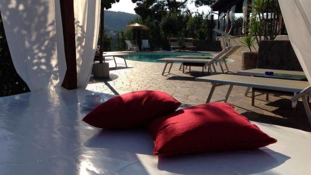 Borgo Del Nespolo Panzió Peschici Kültér fotó
